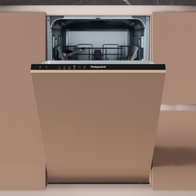 Hotpoint Integrated Slimline Dishwasher with Rapid Wash