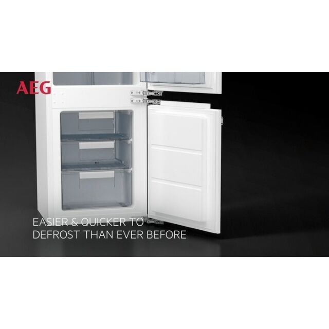AEG NSC6L18ZES 54.6cm 70/30 Built In Low Frost Fridge Freezer
