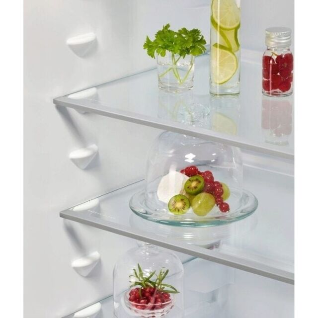 AEG NSC7N18ZES 54.6cm 70/30 Built In Frost Free Fridge Freezer