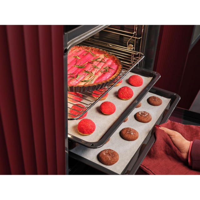 AEG OU5PB40XK Built-In Electric Single Oven Black