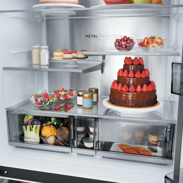 Haier HFR59F18CWMB French Door Style Fridge Freezer - Black