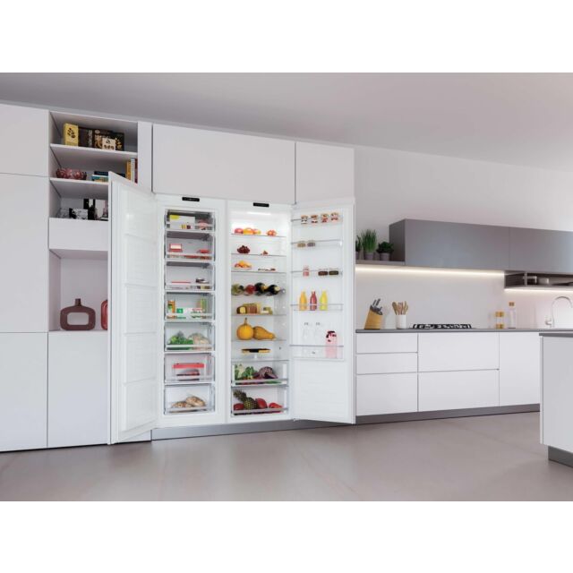 Hoover HOUS518EWK Integrated Tall Freezer, 177Cm With Silver Trim