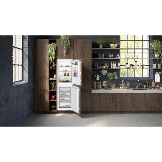 KI7851FE0G, Built-in fridge-freezer with freezer at bottom