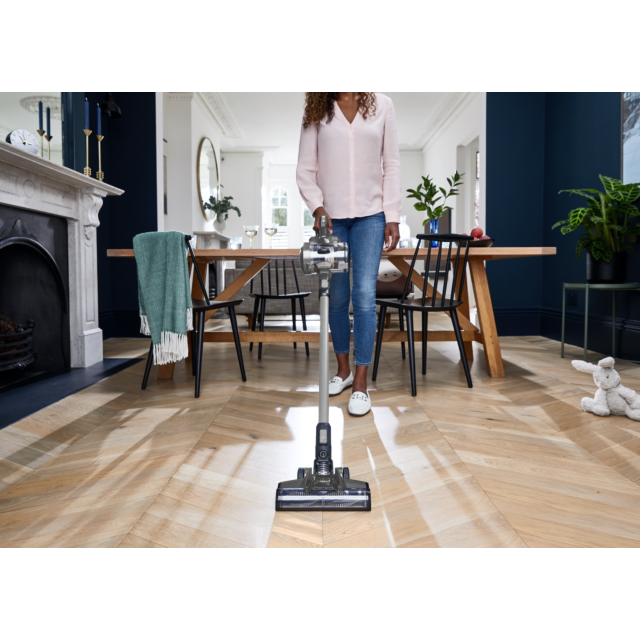 VAX CLSV-B4CS Blade 4 Classic Cordless Vacuum Cleaner - Graphite & Silver